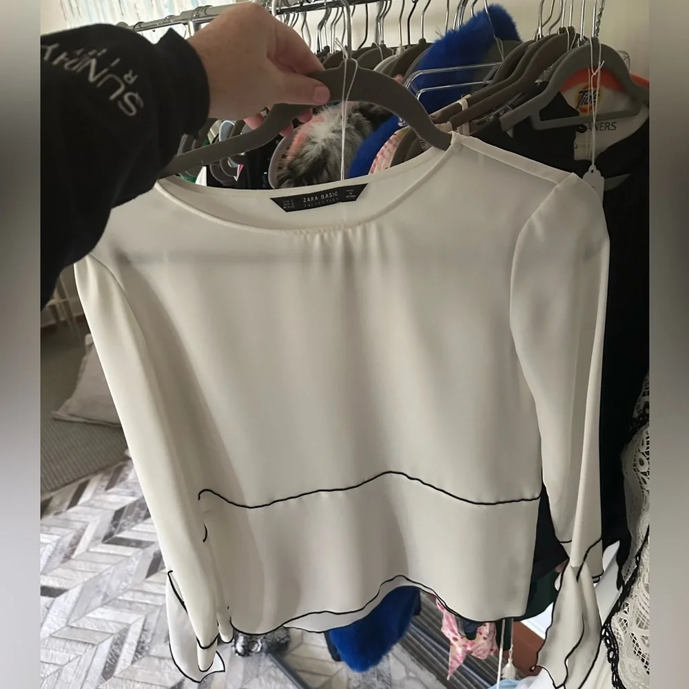 Zara basic top - Picture 2 of 3